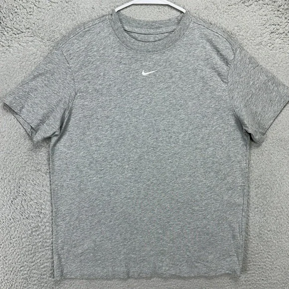 The Nike Tee T-Shirt Mens Small Gray Center Swoosh Loose Crewneck Short Sleeve